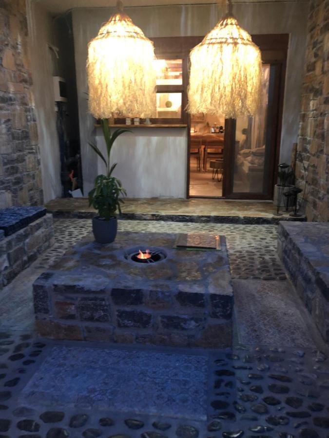 Istron Breeze Isla Vila Exterior foto